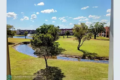 9481  Sunrise Lakes Blvd, Unit #307, Sunrise, FL 33322 - Photo 15