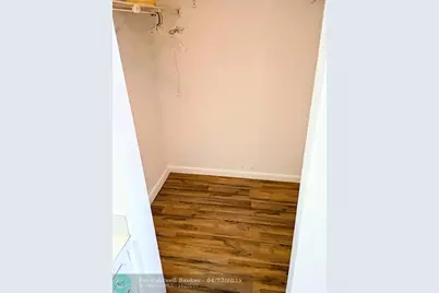 9481  Sunrise Lakes Blvd, Unit #307, Sunrise, FL 33322 - Photo 11