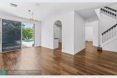 5408 NW 109th Ln, Coral Springs, FL 33076 - Photo 9