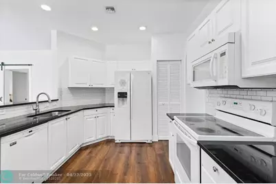 5408 NW 109th Ln, Coral Springs, FL 33076 - Photo 11