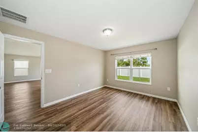 5485 NW Pine Trail Cir, Port Saint Lucie, FL 34983 - Photo 15