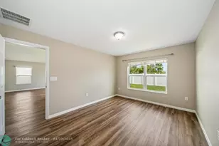 5485 NW Pine Trail Cir, Port Saint Lucie, FL 34983 - Photo 15