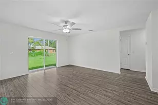 8175 104th Ave, Vero Beach, FL 32967 - Photo 9