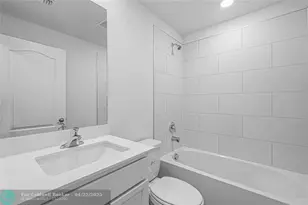 8175 104th Ave, Vero Beach, FL 32967 - Photo 17