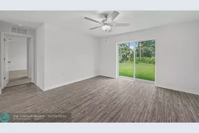 8175  104th Ave, Vero Beach, FL 32967 - Photo 11