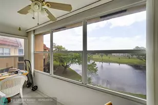 9020 Sunrise Lakes Blvd, Sunrise, FL 33322 - Photo 11