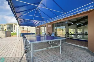 9020 Sunrise Lakes Blvd, Sunrise, FL 33322 - Photo 17