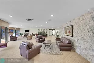 9020 Sunrise Lakes Blvd, Sunrise, FL 33322 - Photo 23