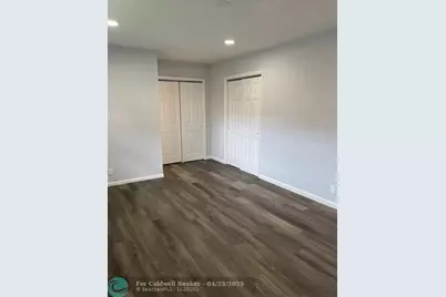 5631 NW 15th St, Lauderhill, FL 33313 - Photo 9