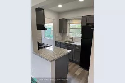 5631 NW 15th St, Lauderhill, FL 33313 - Photo 15