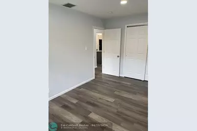 5631 NW 15th St, Lauderhill, FL 33313 - Photo 11