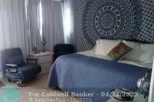 725 SW 11th Ave, Hallandale Beach, FL 33009 - Photo 1