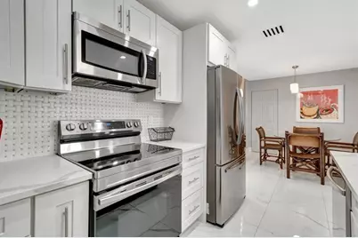 710 SE 3rd Ave, Delray Beach, FL 33483 - Photo 7