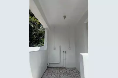 1735 NW 69th St, Miami, FL 33147 - Photo 25