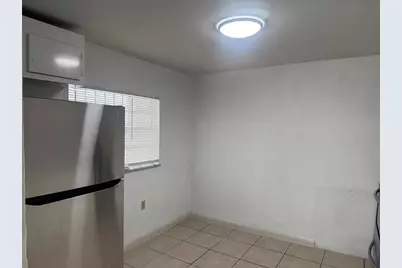 1735 NW 69th St, Miami, FL 33147 - Photo 5