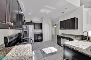 519 Elbridge Pl, Other City - In The State Of Florida, FL 34758 - Photo 13