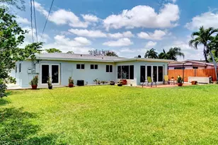 81 NW 37th St, Oakland Park, FL 33309 - Photo 29