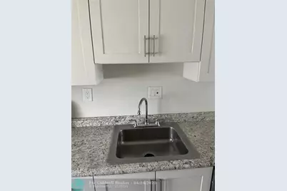 1401  NW 45th St, Unit #4, Deerfield Beach, FL 33064 - Photo 5