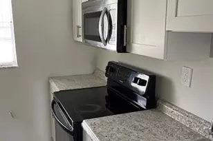 1401 NW 45th St, Deerfield Beach, FL 33064 - Photo 19