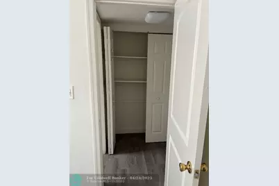 1401  NW 45th St, Unit #4, Deerfield Beach, FL 33064 - Photo 9