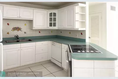 6485  Bay Club Dr, Unit #2, Fort Lauderdale, FL 33308 - Photo 5