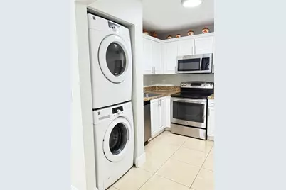 11108  Royal Palm Blvd, Coral Springs, FL 33065 - Photo 23