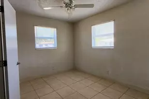 1041 NW 23rd Terrace, Fort Lauderdale, FL 33311 - Photo 15