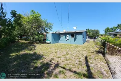 1041 NW 23rd Ter, Fort Lauderdale, FL 33311 - Photo 31