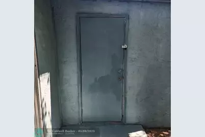 1041 NW 23rd Ter, Fort Lauderdale, FL 33311 - Photo 25