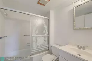 113 Royal Park Unit, Oakland Park, FL 33309 - Photo 17