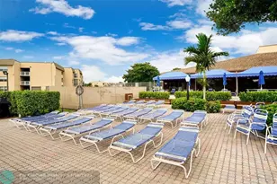 8880 Sunrise Lakes Blvd, Sunrise, FL 33322 - Photo 37