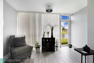 8880 Sunrise Lakes Blvd, Sunrise, FL 33322 - Photo 11