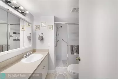 8880  Sunrise Lakes Boulevard, Unit #103, Sunrise, FL 33322 - Photo 19