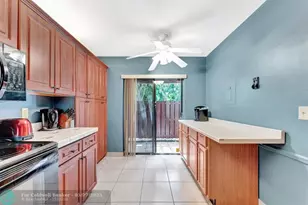 3725 Carambola Cir Unit, Coconut Creek, FL 33066 - Photo 11