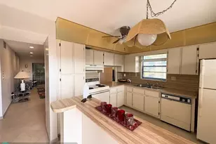 6095 N Sabal Palm Blvd, Tamarac, FL 33319 - Photo 7