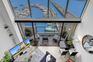 555 NE 15th St Unit #T4(704), Miami, FL 33132 - Photo 1