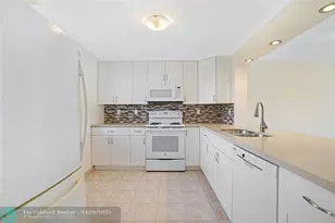 111 SE 3 Ave Unit, Dania Beach, FL 33004 - Photo 11