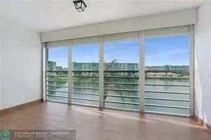 111 SE 3 Ave Unit, Dania Beach, FL 33004 - Photo 35