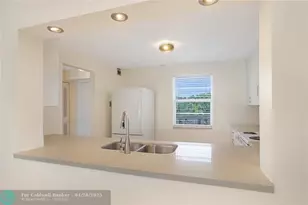 111 SE 3 Ave Unit, Dania Beach, FL 33004 - Photo 9