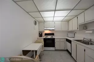 525 N Ocean Blvd, Pompano Beach, FL 33062 - Photo 5