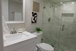 907 Cypress Terrace, Pompano Beach, FL 33069 - Photo 17