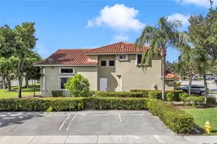 12502 NW 56th St, Coral Springs, FL 33076 - Photo 3