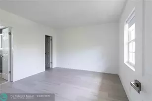 2424 SE 17th St, Fort Lauderdale, FL 33316 - Photo 9