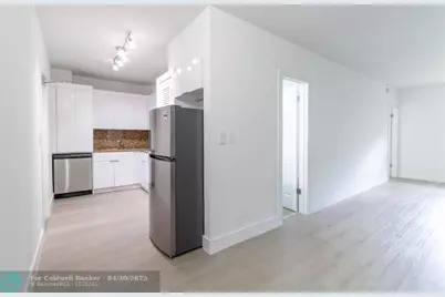 2424 SE 17th St, Unit #305B, Fort Lauderdale, FL 33316 - Photo 7