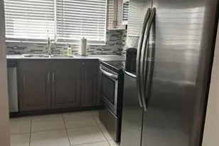 4046 NW 19th St, Lauderhill, FL 33313 - Photo 9