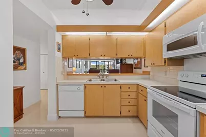 6217  Balboa Circle, Unit #305, Boca Raton, FL 33433 - Photo 7