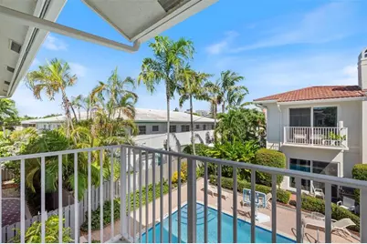 1744 NE 9th St, Fort Lauderdale, FL 33304 - Photo 17