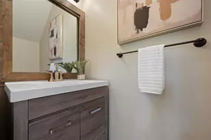 1744 NE 9th St, Fort Lauderdale, FL 33304 - Photo 13