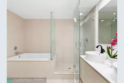 2600 E Hallandale Beach Blvd, Unit #T3001, Hallandale Beach, FL 33009 - Photo 17