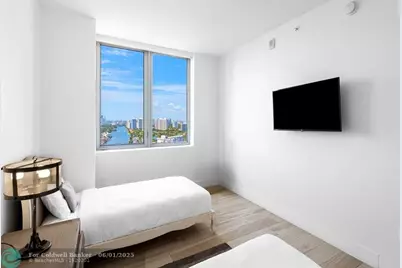 2600 E Hallandale Beach Blvd, Unit #T3001, Hallandale Beach, FL 33009 - Photo 25
